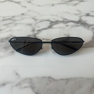 Otra Aster Black Sunglasses